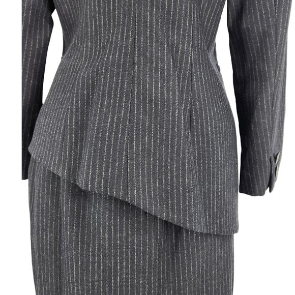 Vintage Zion New York Italian Wool Pinstripe Suit Asymmetrical lines Size 6 - Picture 7 of 12
